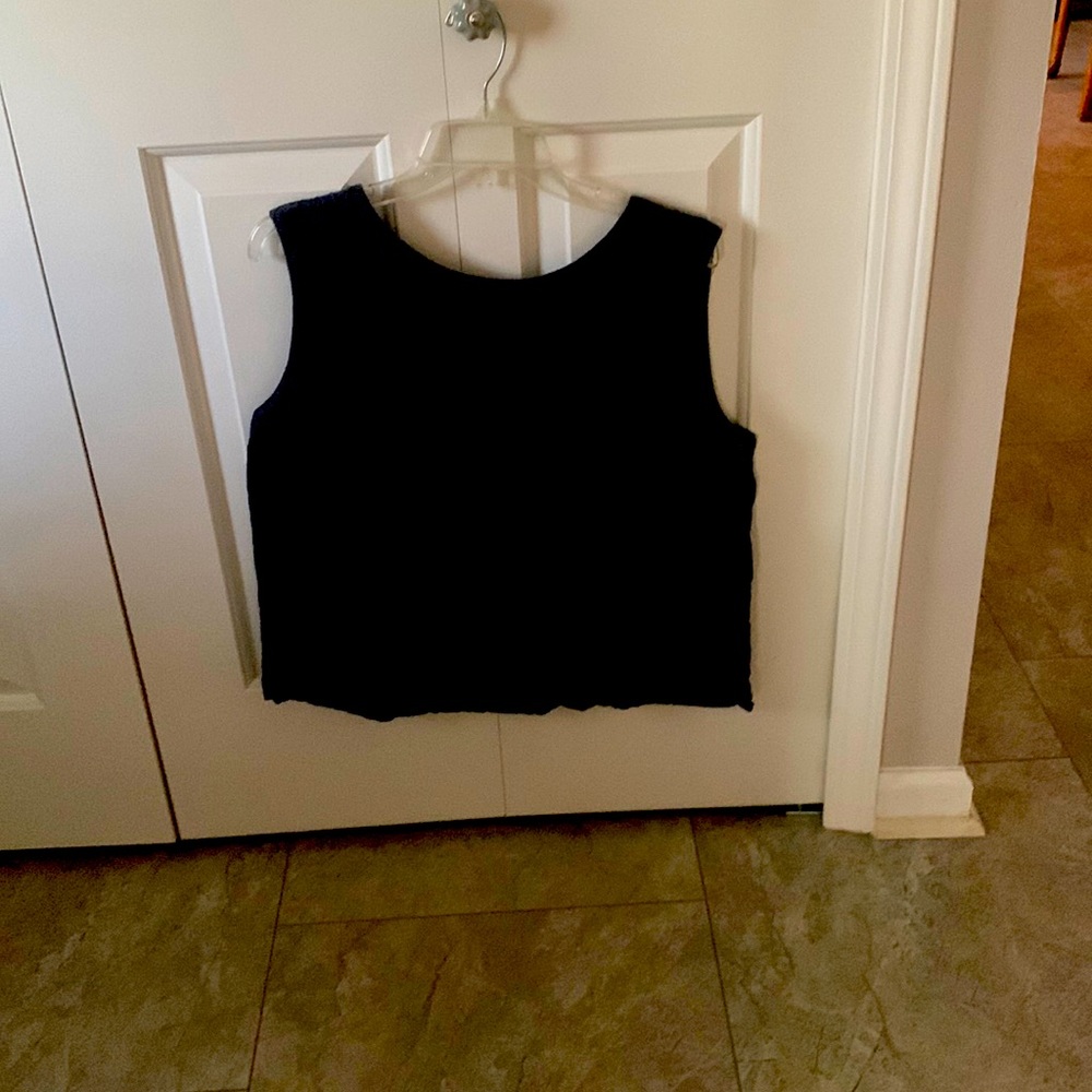 Cut loose sleeveless top